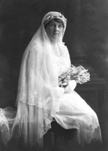 Mrs McKinnan, The Manse, Kirkhill. Damaged plate.