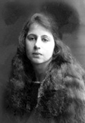 Miss Finkelstein, Crown Drive, Inverness.  Damaged plate.