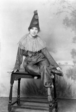 Miss Ross, Nicholl's Court, Dingwall. See also ref: 24799.