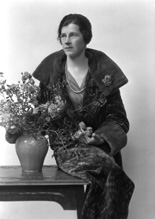 Miss Ross, Alness. (See also ref: 26025c/d).