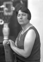 Miss B. Gordon. See also ref: 26561a-d.