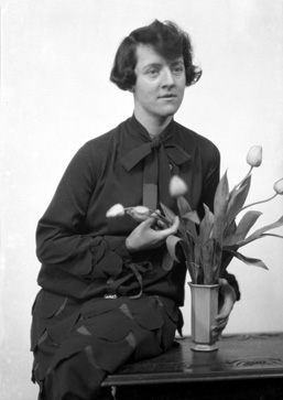 Mrs Sclanders, Torwood, Nairn. March 1927. 