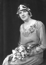 Bridesmaid (appears in wedding group 26930). #