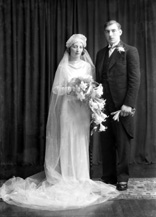 Robertson bridal couple. 