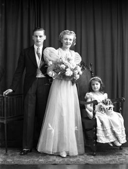 Attendants at the MacRae - Williamson wedding, Culloden.