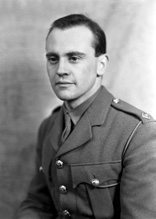 2nd Lt Lochore, Seaforth Highlanders. John Alexander Lochore was the son of Sir James Lochore and married Hazel Mary Brooke, daughter of Sir Robert Weston Brooke, 2nd Bt. and Margery Jean Geddes, on 21st February 1942. He gained the rank of Major in the service of the Seaforth Highlanders and was killed in action on 30th June 1944 at Normandy, France. 