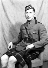 2nd Lt Alex Grant, Seaforth Highlanders, Fort George.  