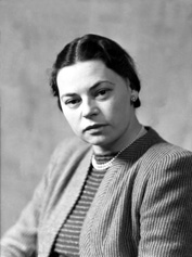Florence Paterson (nee Ross). Born in 1909 she married Hamish Paterson, son of the famous photographer Andrew Paterson (1877-1948), in 1940. She died in 1987. See also ref: 1299a-k.