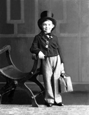 Andrew Chalmers in fancy dress costume dressed as a doctor (see also 39550a-c). He was a grandson of the famous photographer Andrew Paterson (1877-1948).