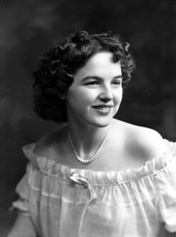 Miss Joyce Georgina Duff, 9 Brown Street, Inverness. Joyce Duff, (later Mrs Ross), was a swimsuit model who also competed in beauty pageants. She also worked for the Andrew Paterson Studio in the 1950s (see also H-0290_PS and 43298a-g). She can be seen at the beginning of this Pathe newsreel from Morecambe in 1953: http://www.britishpathe.com/video/beauty-on-parade/query/BEAUTY+PARADE 