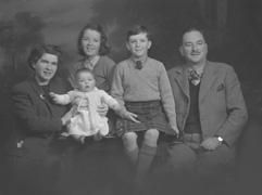 Graham family group, Nairn.