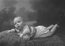 Campbell, baby, Creich Farm. 