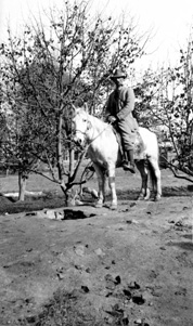 Wallace, Corrimony. March 1972 copy. Seems to be an expedition of explorers to Burma or Nepal.