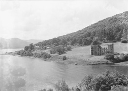 Spinningdale Cotton Mill in Sutherland, ruinous since 1804, by the shores of the Dornoch Firth.*