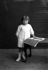 Young child portrait, damaged plate. # 