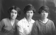 Three women, possibly mother and daughters c.1921. # 