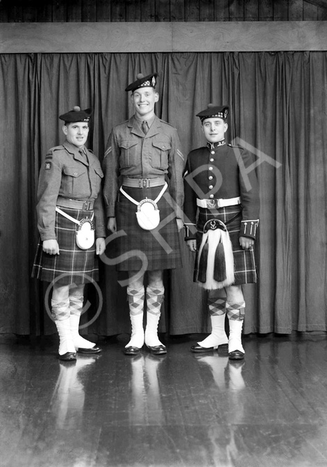 Unidentified soldiers trio, Fort George, Seaforth Highlanders. # 