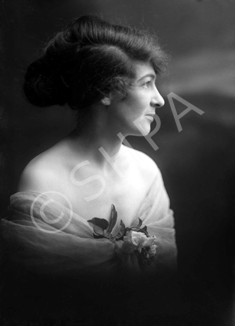 Miss Fraser, I.D.A. 