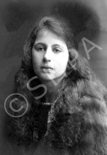 Miss Finkelstein, Crown Drive, Inverness.  Damaged plate.