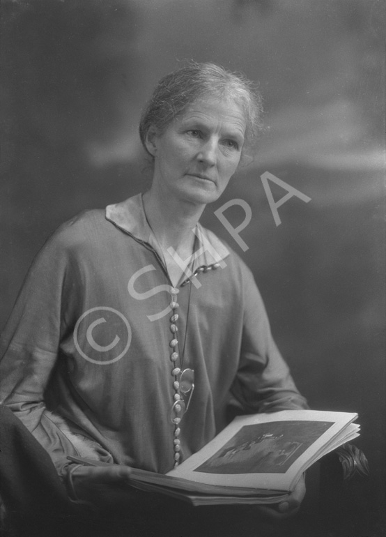 A. Paterson, Saltburn, Invergordon c.1923. Edith Barbara Forsyth (born 1870) at Balintraid House, Easter Ross. She married Alexander Paterson (1877-1955) Managing Director A&G Paterson of Invergordon Ltd, wood merchants. Their children were Leslie, William and Mary Paterson. 