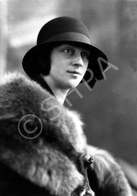 Miss Anna Fraser.