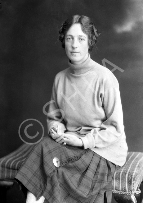 Mrs Mackay, The Manse, Betty Hill, nr. Thurso. (Wife of 25385)......