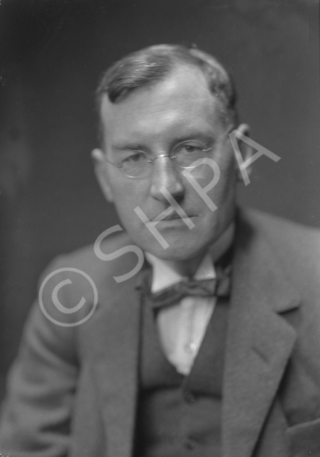 D.N. Mackay, male, 04.10.1926......