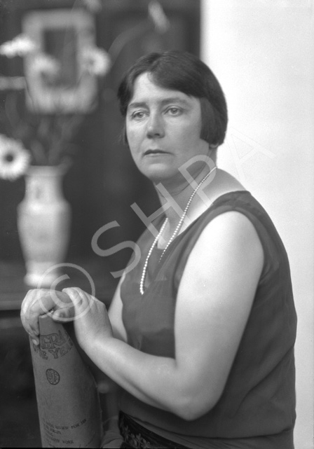 Miss B. Gordon. See also ref: 26561a-d.