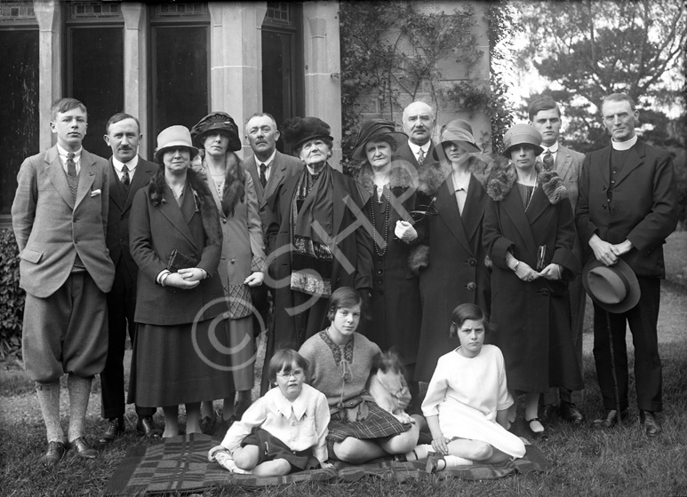 Family group, dated 13.10.1926.# 