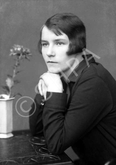 Miss Betty Sime, December 1926. (See also 27383a-b). 