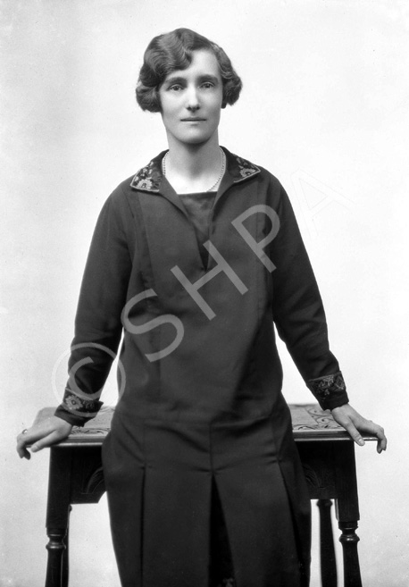 Miss Rita Grant. 