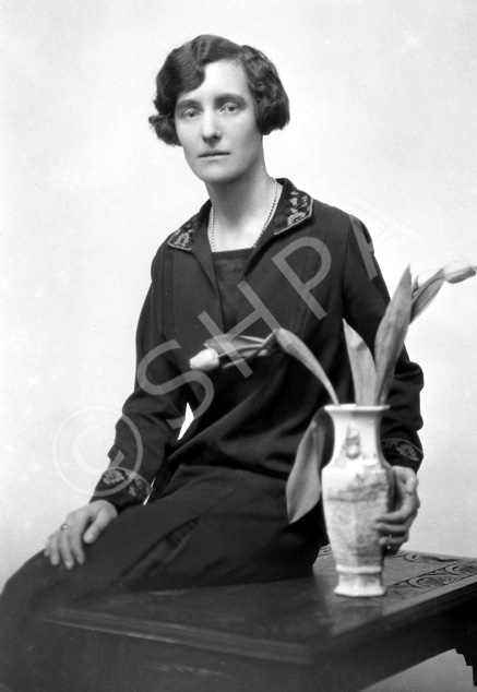 Miss Rita Grant. 