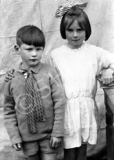 Original image from which the girl was isolated and remade for Mrs MacDonald, Craiglands, Fortrose, June 1927. For finished image see 26551c (under the name Mrs Thexton).