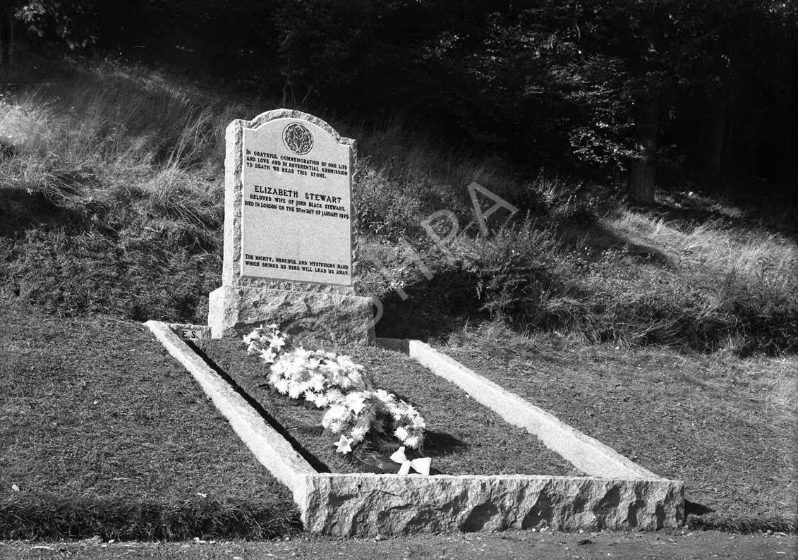 Elizabeth Stewart grave, October-November 1929. Beloved wife of John Black Stewart, died in London o.....