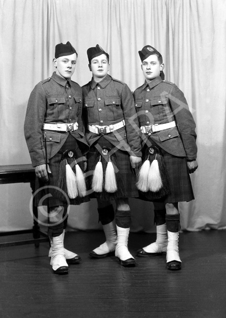 Unidentified Cameron Highlanders.