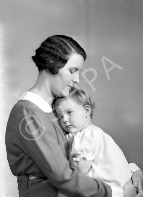 Mrs Sinclair and child, Cromarty.