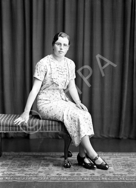 Miss MacMillan. See also 31344a for possible sister. 