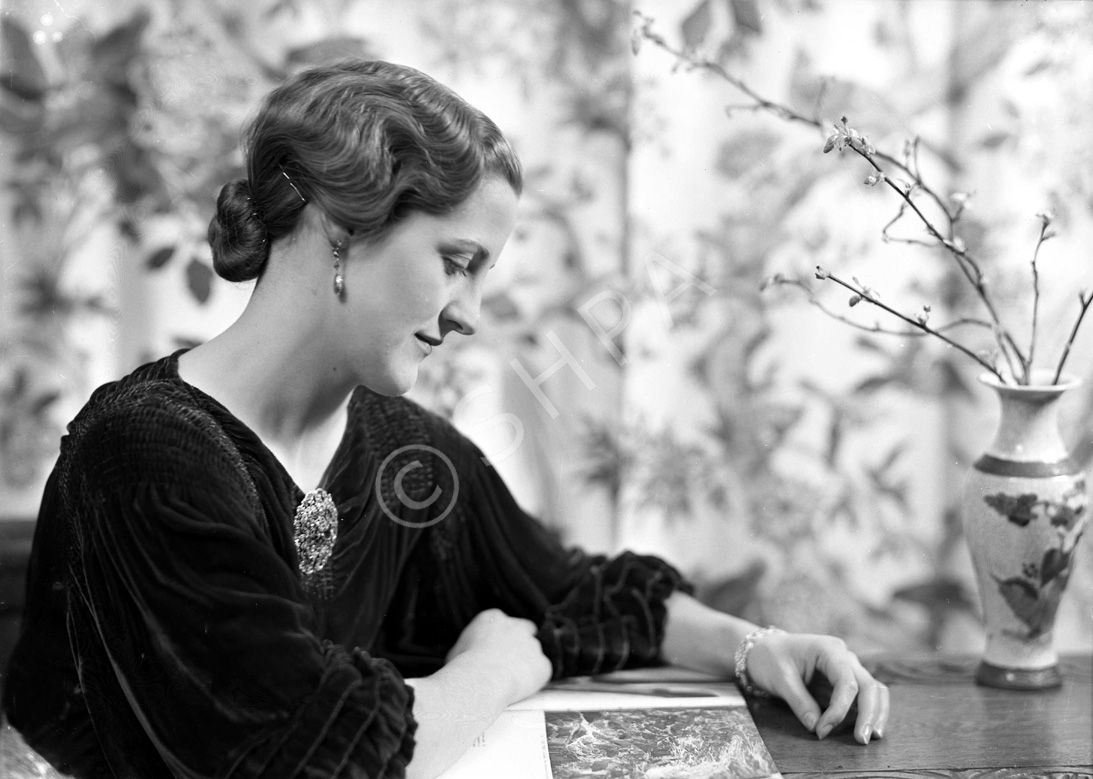 Isobel Ross.