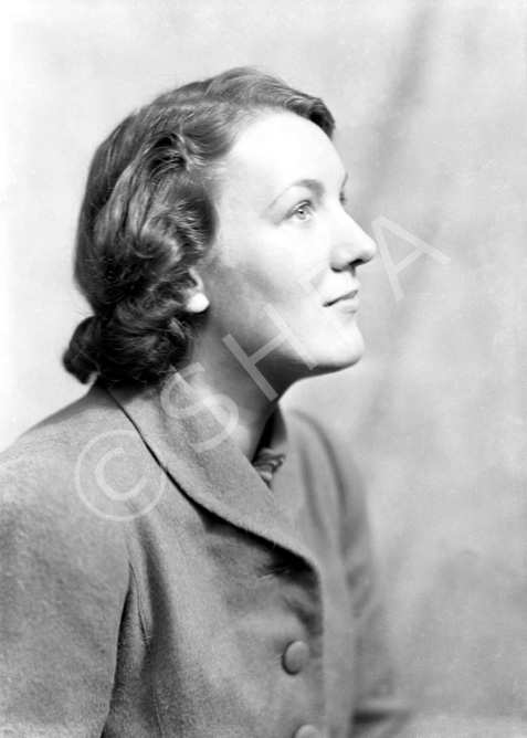 Mrs Ian Mackenzie, Alderbrae, Tain. 