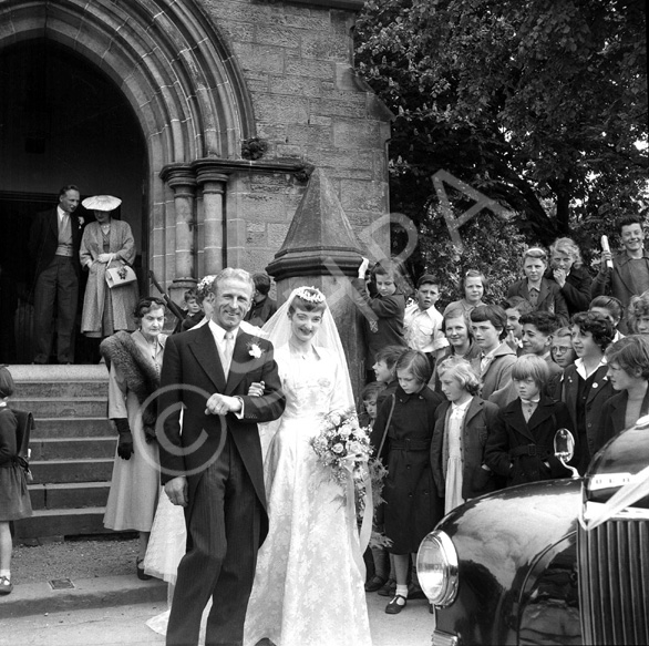 Roma Conn - Joe Morris bridal, Crown Church,  Inverness. 