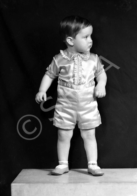 Andrew Chalmers.  (see also refs: 39550, 42901 and 45474). He was a grandson of the famous photographer Andrew Paterson (1877-1948). 