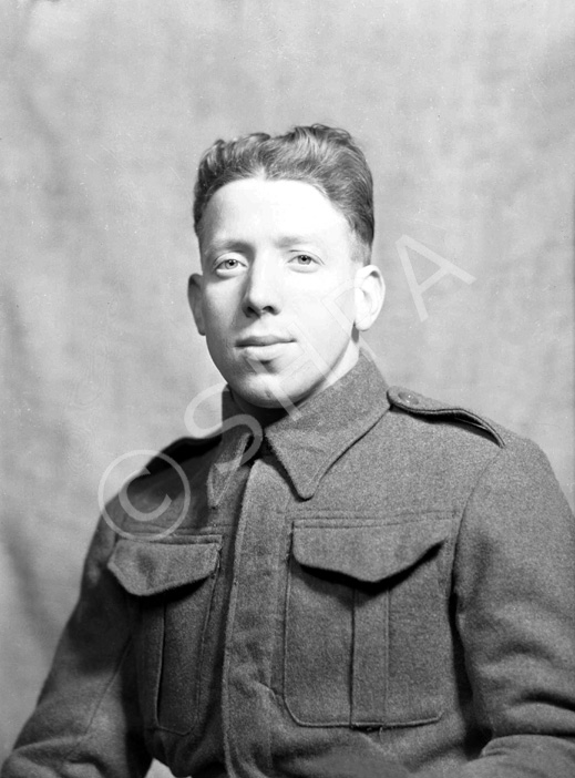 Pte Macdonald, Seaforth Highlanders. (HMFG) See also 35952.