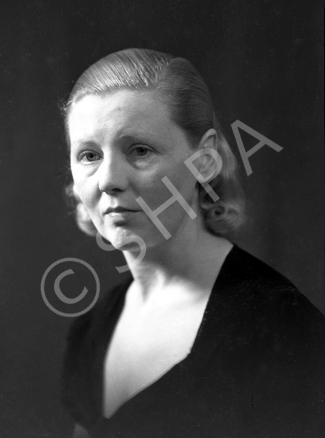 Mrs Murray, Station Hotel, Inverness. 
