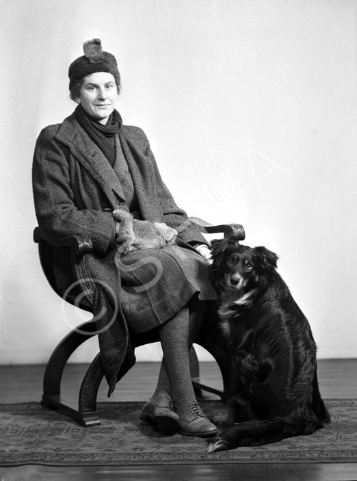 Lady Rosamund Agnes Greaves, the eldest daughter of Lady Dysart (1889-1975) and Owain Edward Whitehead Greaves was born in 1914. Her sister was Katherine Grant of Rothiemurchus (born 1918).