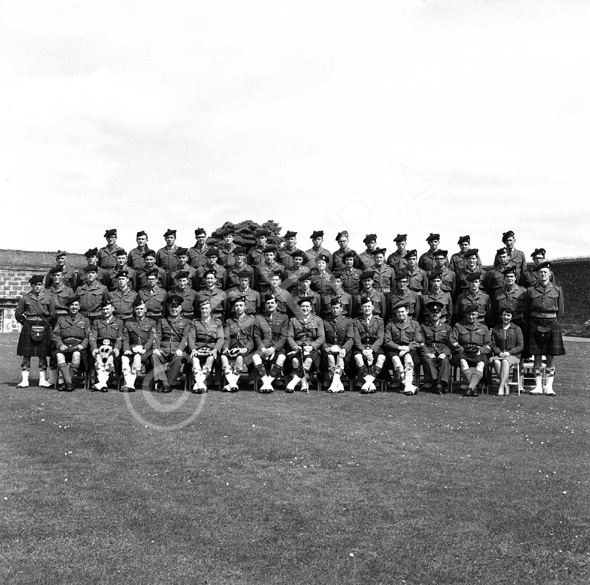 O.T.C. Group, Fort George (Officer's Training Corps). Seaforth Highlanders. * 