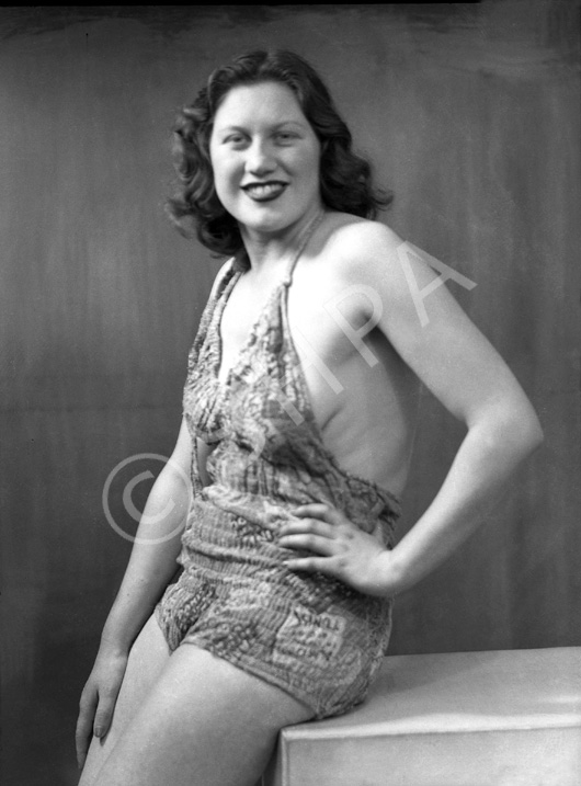 Miss Gibb, Lochalsh Road. Bathing contest.