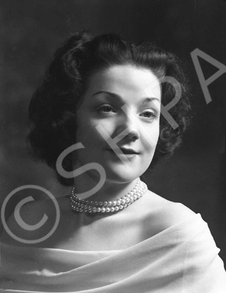 Miss Cairns, Station Hotel Inverness. Other images also under code 44038.