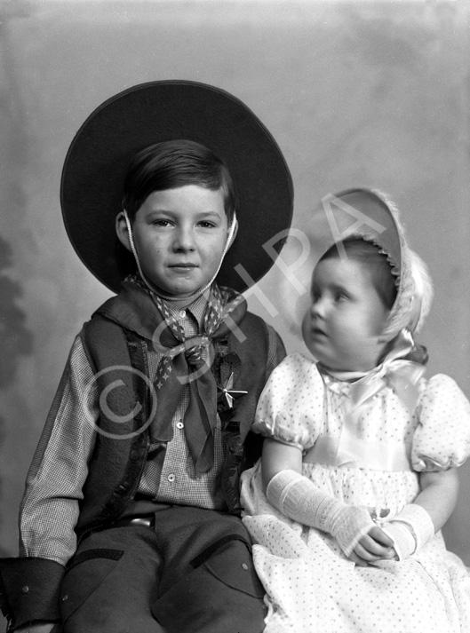Gilbert and Carolyn Paterson, children of Hamish and Florence Paterson. They were the grandchildren of the famous photographer Andrew Paterson (1877-1948).