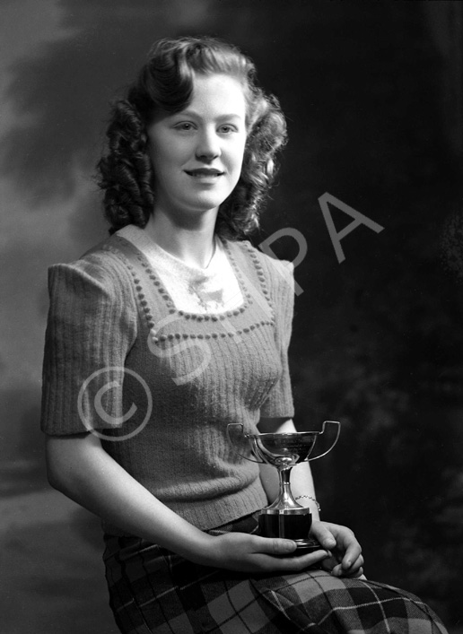 Miss Isobel MacLean, 20 Fettes Row, Edinburgh. Possibly from Beauly originally. See also series 43708 and 44057. 