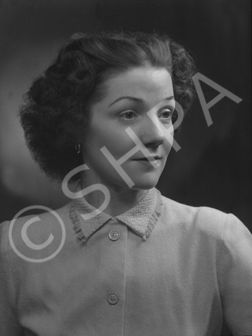 Miss Cairns, Station Hotel, Inverness. Other images also under code 42904.